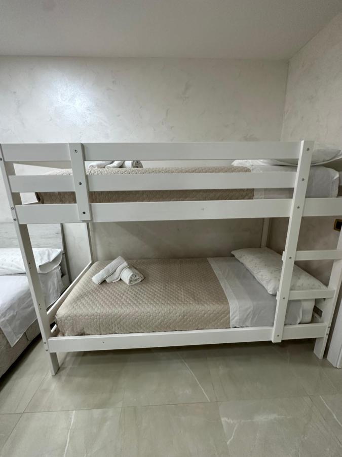 Chloehouse Apartment Napoli Bagian luar foto