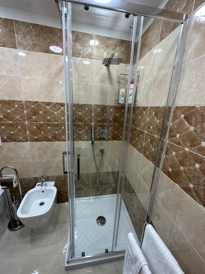 Chloehouse Apartment Napoli Bagian luar foto