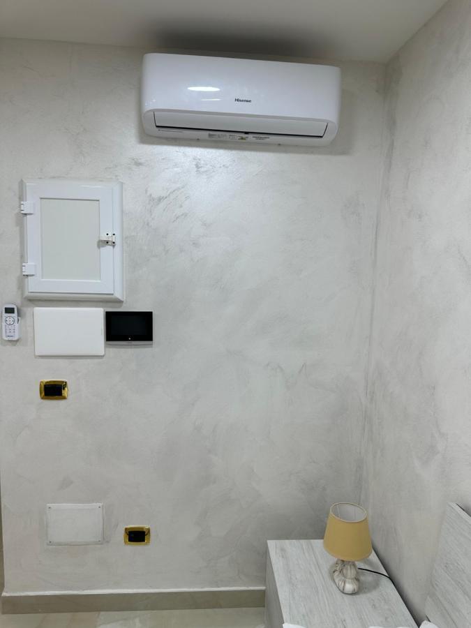 Chloehouse Apartment Napoli Bagian luar foto