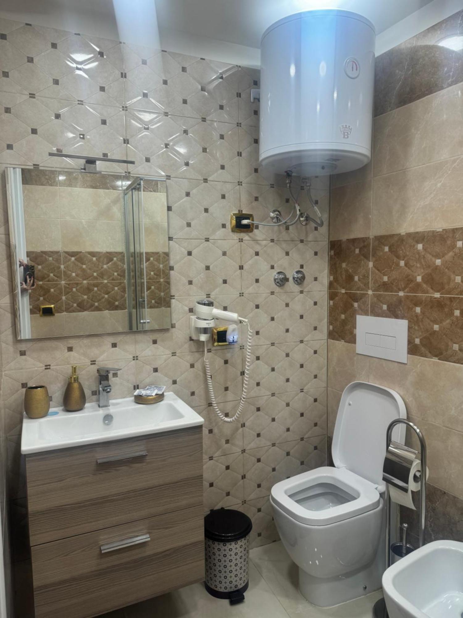 Chloehouse Apartment Napoli Bagian luar foto